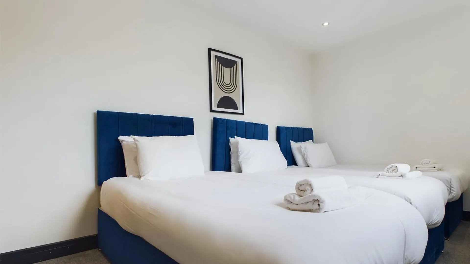 Orange Horizon - Brighton Central - 6 Beds 0*,