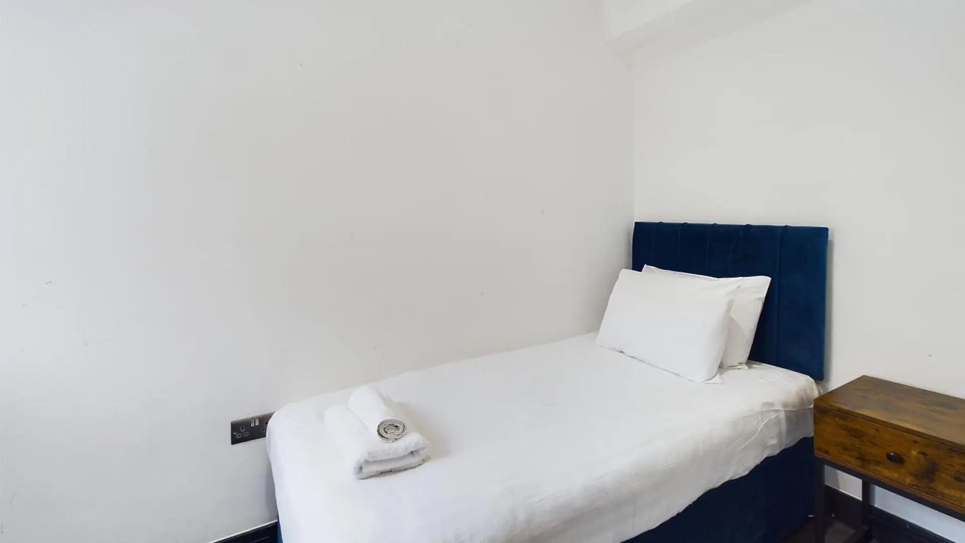 Orange Horizon - Brighton Central - 6 Beds
